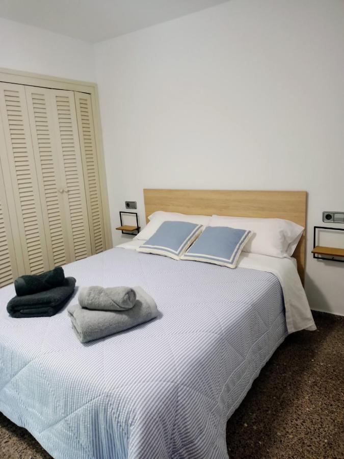 Апартаменты Apartament Edifici Simbat A 150M De La Platja Паламос Экстерьер фото